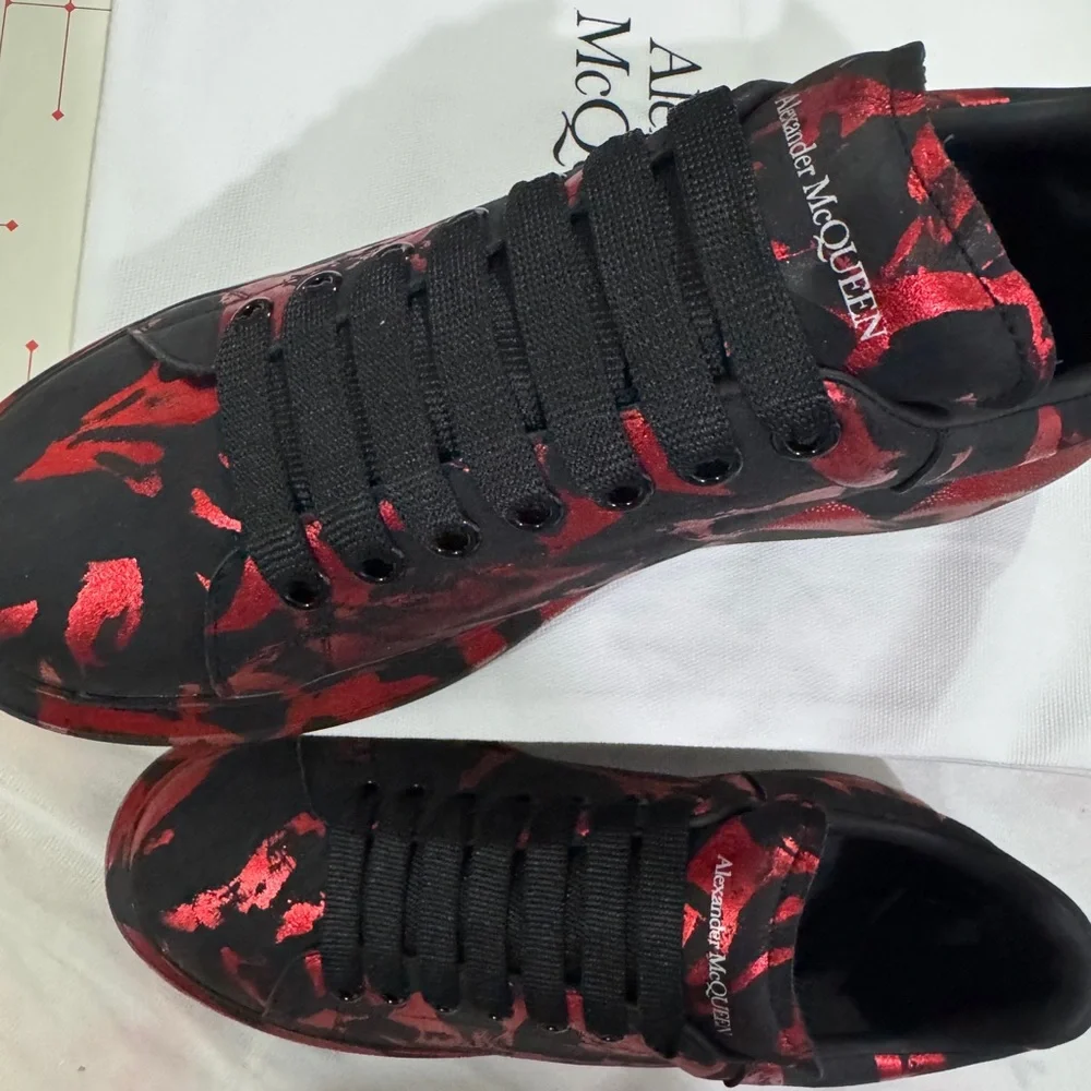 Alexander McQueen Black with Red Metallic Floral Low-Top Sneakers